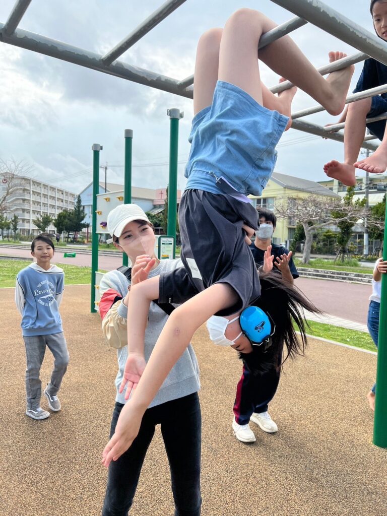 沖縄市にあるフリースクール|志塾フリースクールLINO（リノ）スタッフ